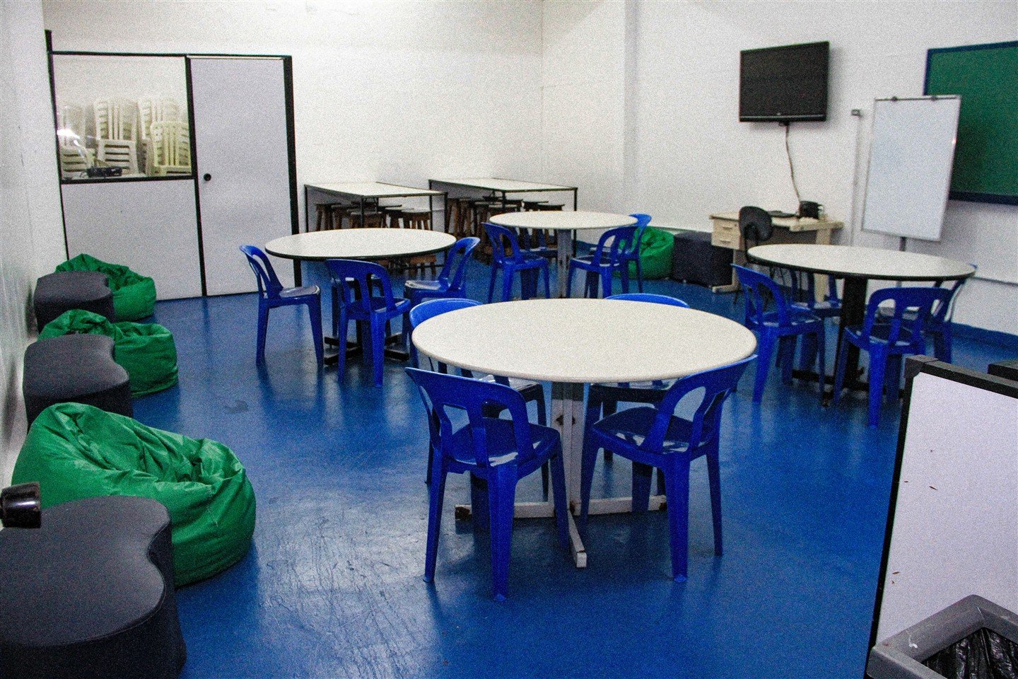 Sala para atividades em grupo do Colégio São Matheus